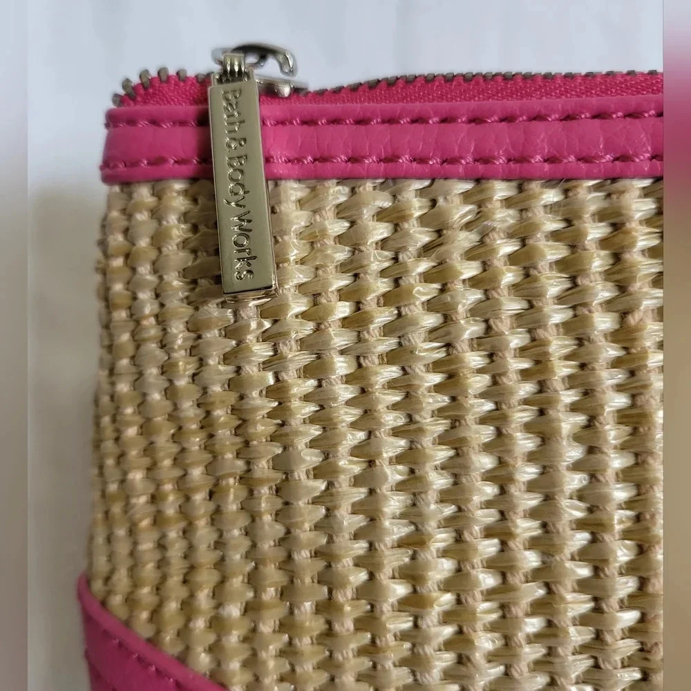 Bath & Body Works Hot Pink‎ Raffia/Straw Zippered Cosmetic/Travel Bag